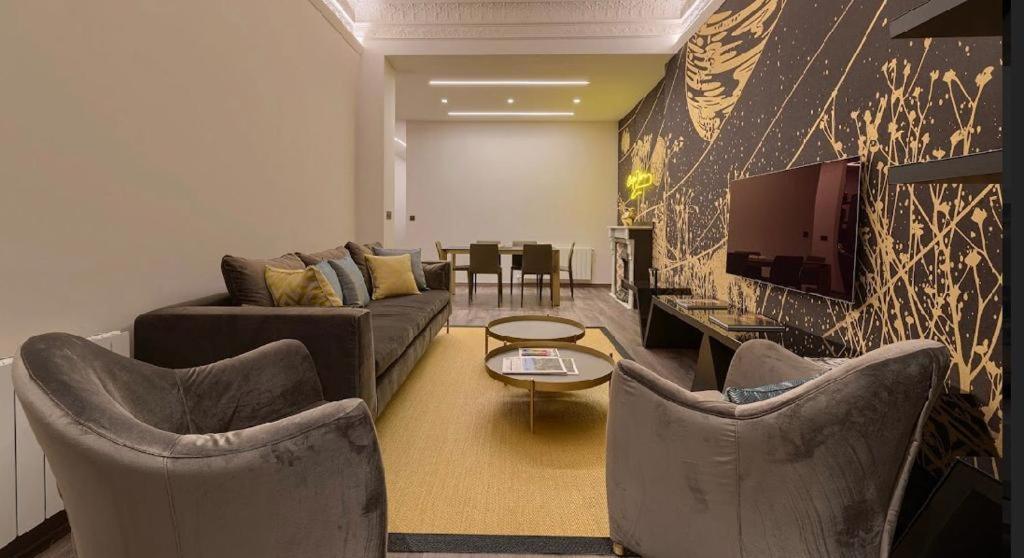 Abando Suites By Next Stop Bilbao Buitenkant foto